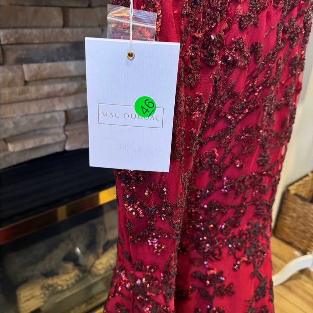 Mac Duggal Red Sequined Illusion Corset Trumpet Gown Size 4 - Picture 7 of 15